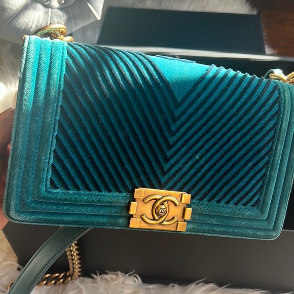 CHANEL Handbags - Chanel | Medium | Velvet | Boy Bag